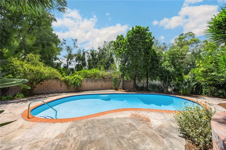 15304 Carretera, Whittier, California 90605