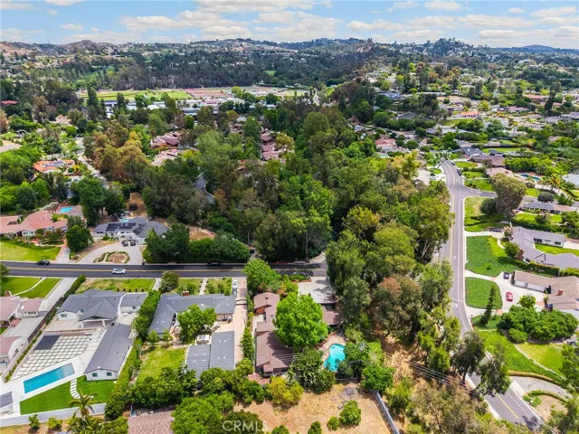 Waling Distance to La Serna High School and Friendly Hills Country Club