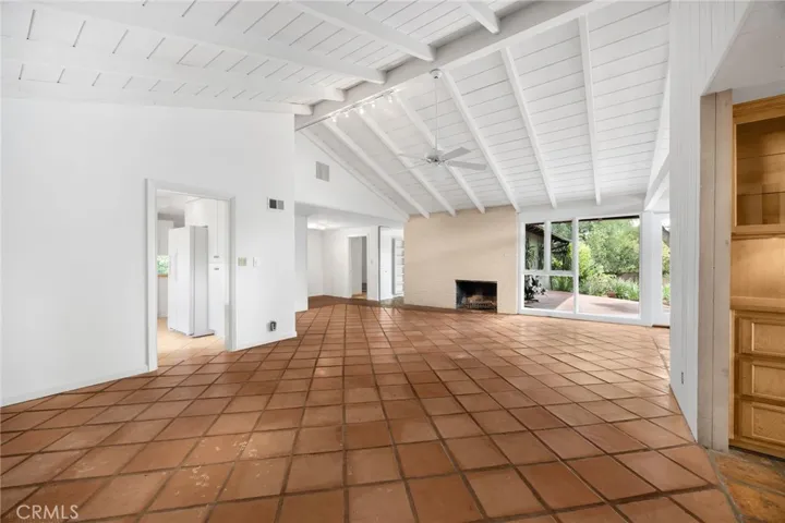 15304 Carretera, Whittier, California 90605