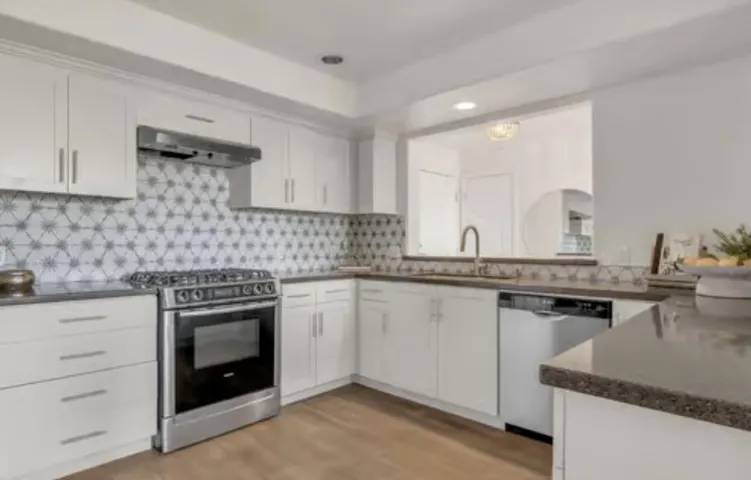 912 Campisi Way 402, Campbell, California 95008