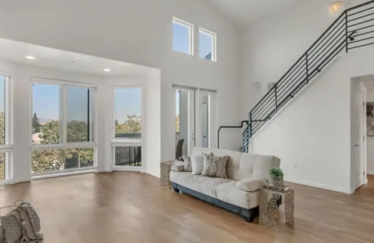 912 Campisi Way 402, Campbell, California 95008