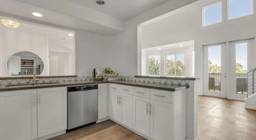 912 Campisi Way 402, Campbell, California 95008