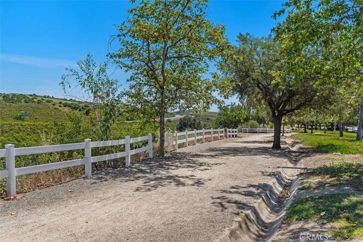 walking trails right out your front door
