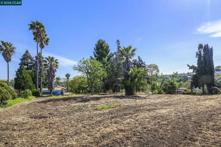 1051 Tilley Cir, Concord, California 94518 — photo 4