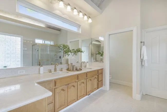 50 Ralphs Way, Hollister, California 95023