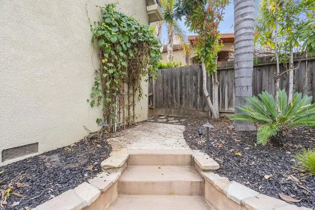 50 Ralphs Way, Hollister, California 95023