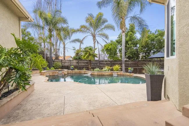50 Ralphs Way, Hollister, California 95023