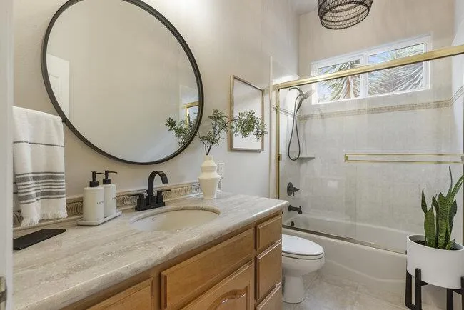 50 Ralphs Way, Hollister, California 95023