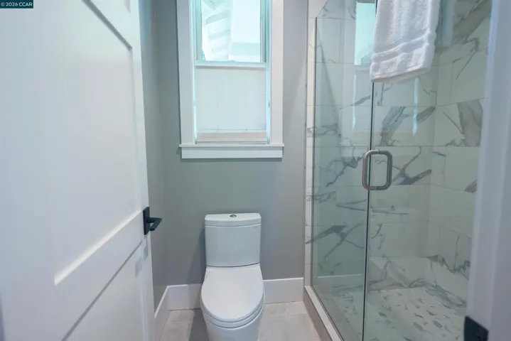 Guest Suite Bathroom