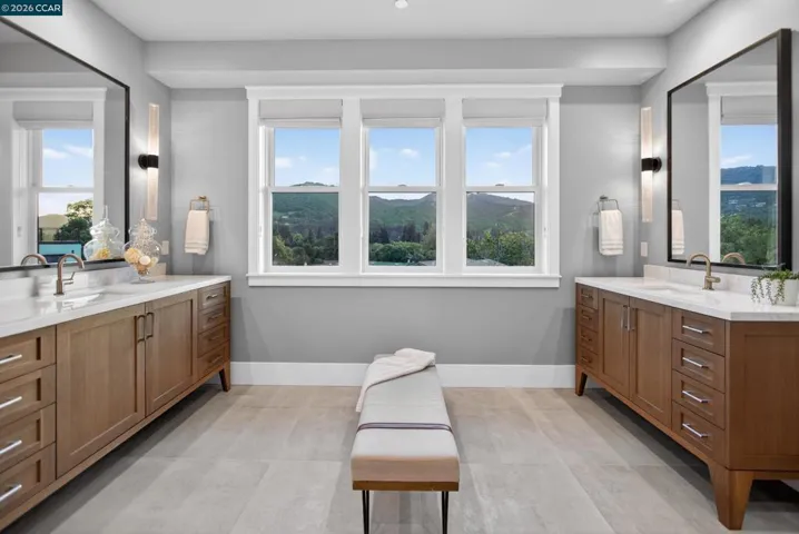 Owners Bath