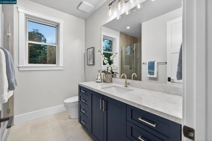 En Suite Bathroom