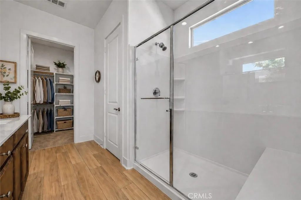 PRIMARY SUITE BATH