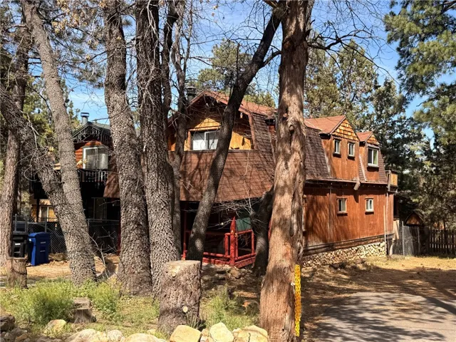 351 Pine Lane, Sugarloaf, California 92386 — photo 4