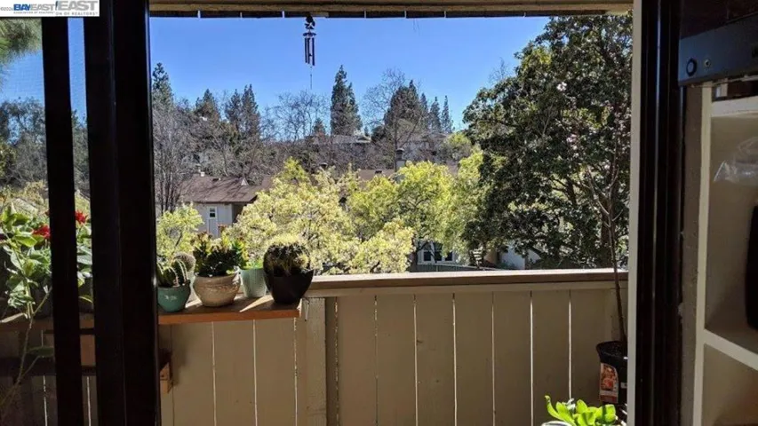 395 Camelback Rd 2, Pleasant Hill, California 94523