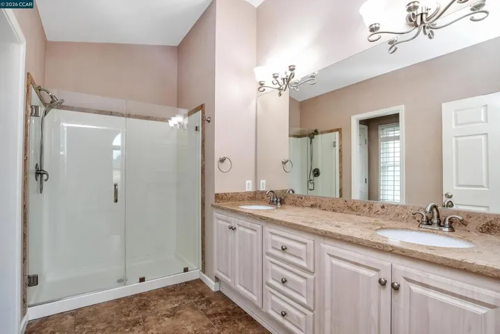 196 Bittercreek Dr, Folsom, California 95630