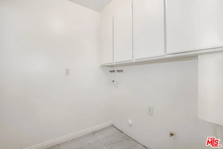 11311 Tampa Avenue 30, Porter Ranch, California 91326