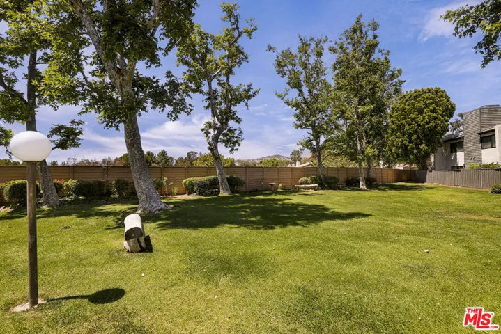 11311 Tampa Avenue 30, Porter Ranch, California 91326