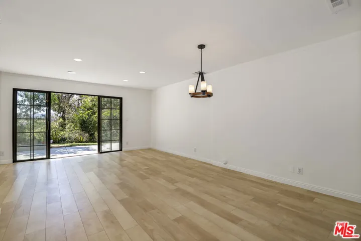 11311 Tampa Avenue 30, Porter Ranch, California 91326