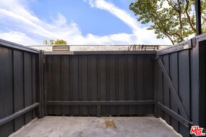11311 Tampa Avenue 30, Porter Ranch, California 91326