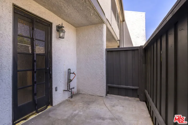11311 Tampa Avenue 30, Porter Ranch, California 91326