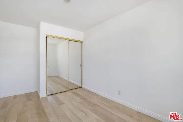 11311 Tampa Avenue 30, Porter Ranch, California 91326