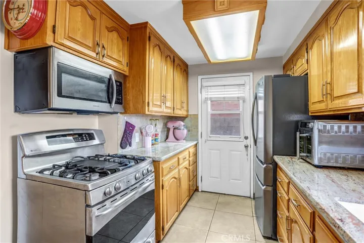 5203 N Enid Avenue, Azusa, California 91702