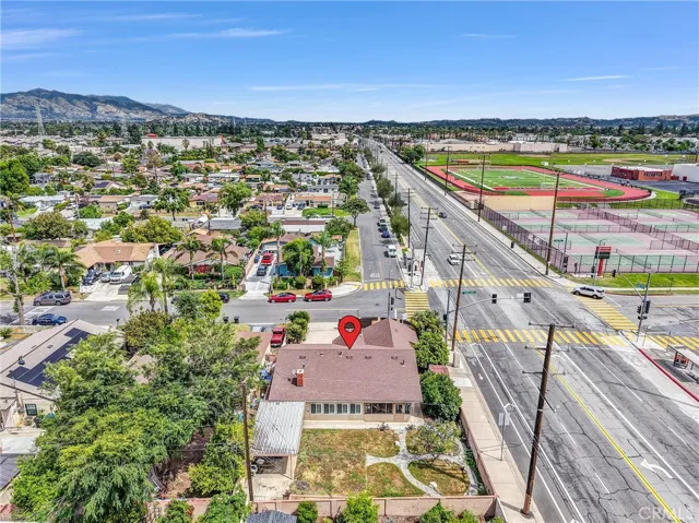 5203 N Enid Avenue, Azusa, California 91702