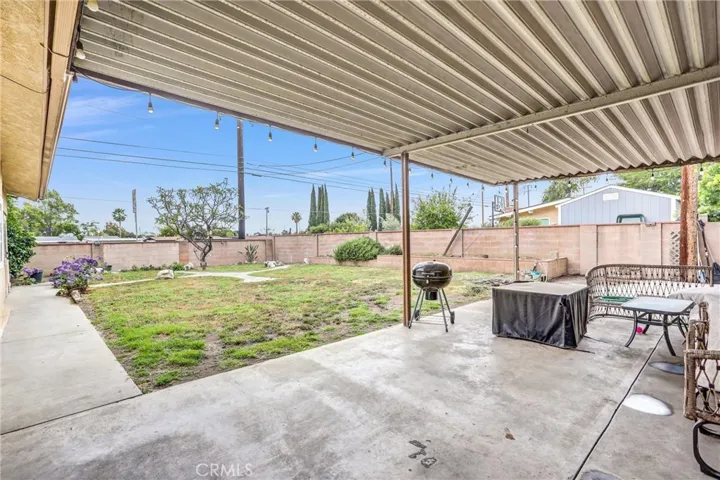 5203 N Enid Avenue, Azusa, California 91702