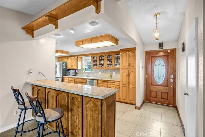 5203 N Enid Avenue, Azusa, California 91702