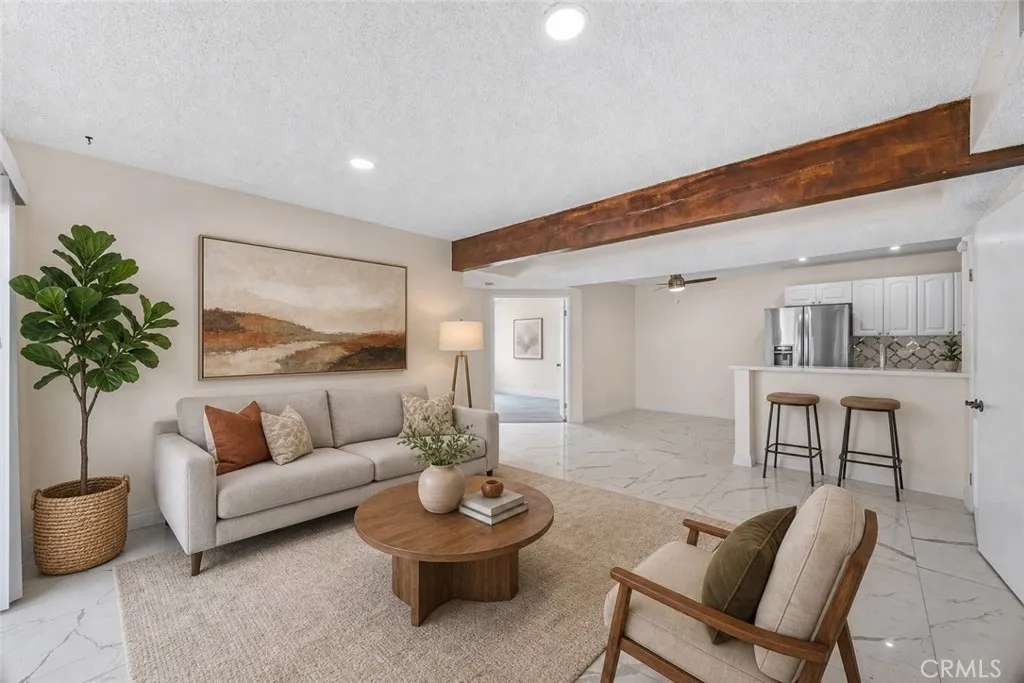 1480 W Edgehill 67