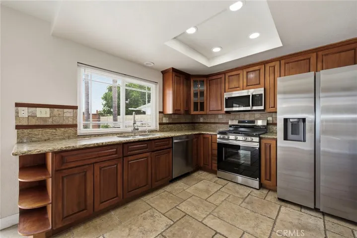 35 Lindberg, Irvine, California 92620