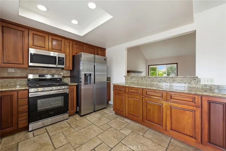 35 Lindberg, Irvine, California 92620
