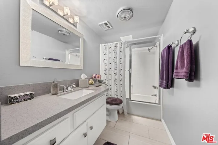 1015 21st Street B, Santa Monica, California 90403