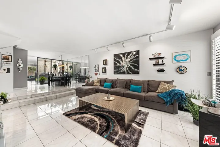 1015 21st Street B, Santa Monica, California 90403