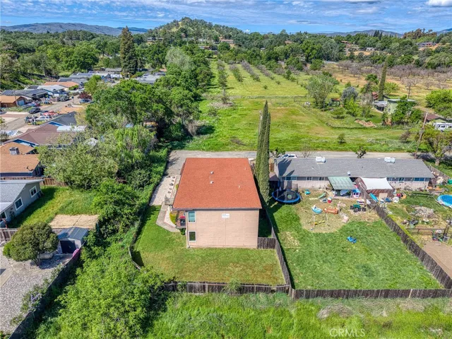 209 Wright, Lakeport, California 95453