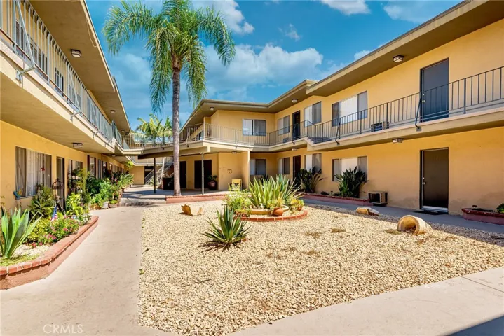 17931 Devonshire Street 1, Northridge, California 91325