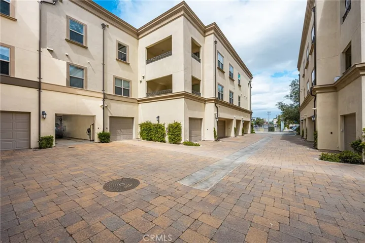 BEAUTIFUL PAVERS AROUND THE GARAGE AREA