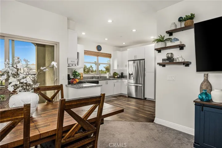 SPACIOUS KITCHEN