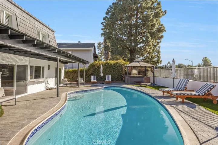 25266 Pafifica, Mission Viejo, California 92691