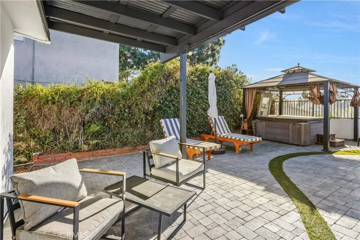 25266 Pafifica, Mission Viejo, California 92691