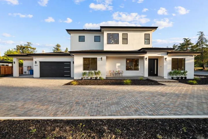 10476 S Stelling Road, Cupertino, California 95014