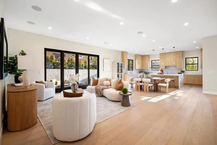 10476 S Stelling Road, Cupertino, California 95014
