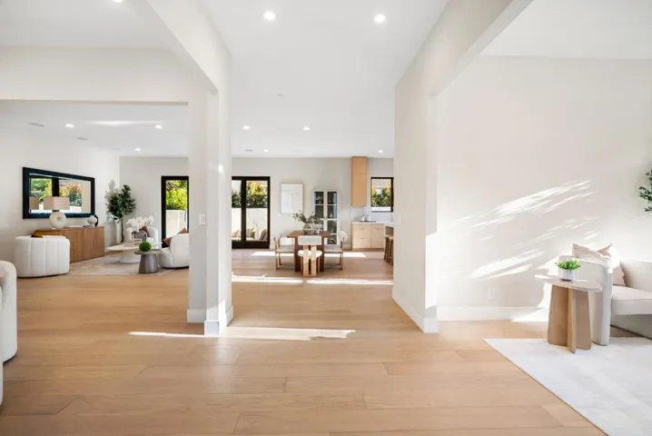 10476 S Stelling Road, Cupertino, California 95014