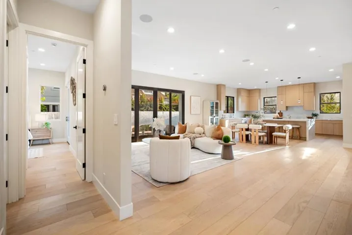 10476 S Stelling Road, Cupertino, California 95014