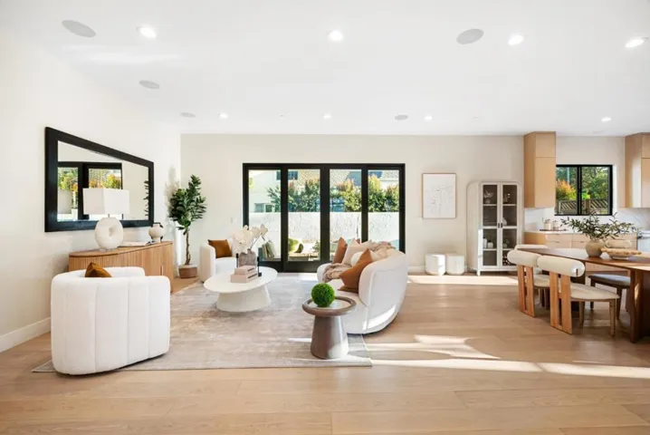 10476 S Stelling Road, Cupertino, California 95014