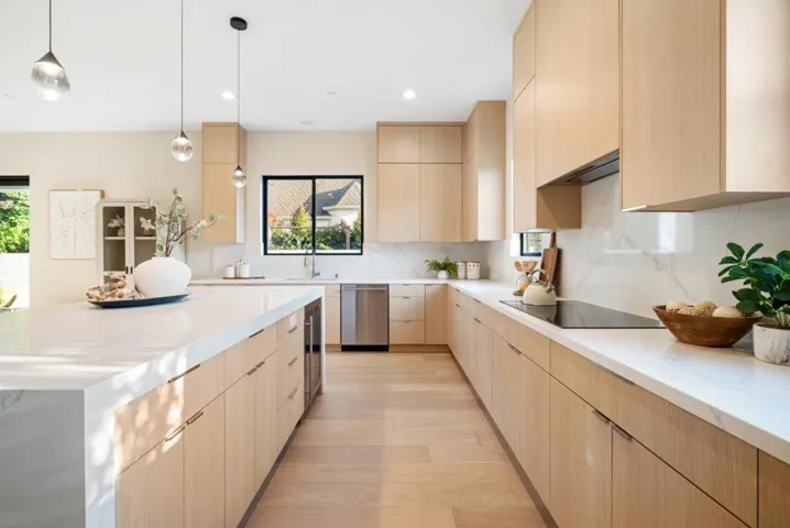 10476 S Stelling Road, Cupertino, California 95014