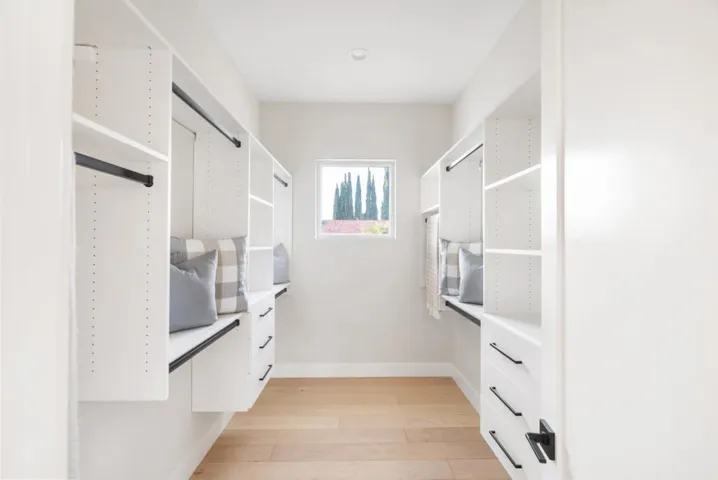 10476 S Stelling Road, Cupertino, California 95014