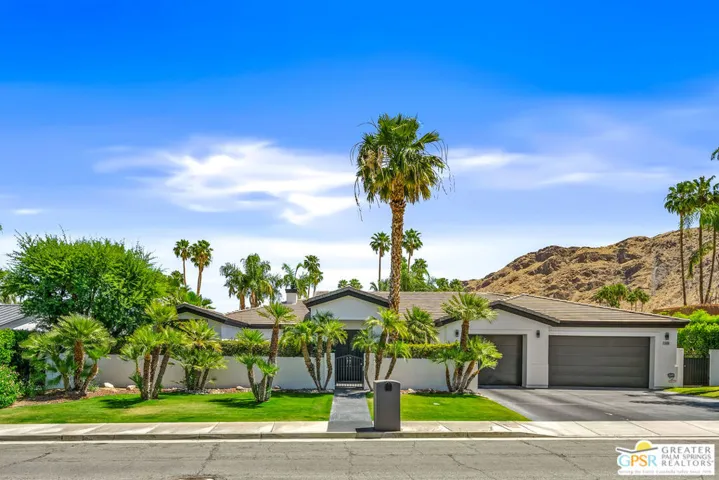2438 S Caliente Drive, Palm Springs, California 92264