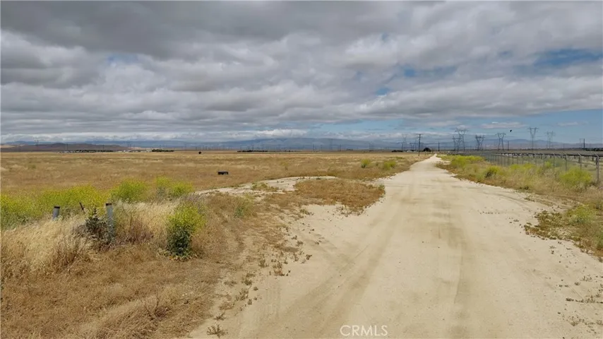 unpaved road