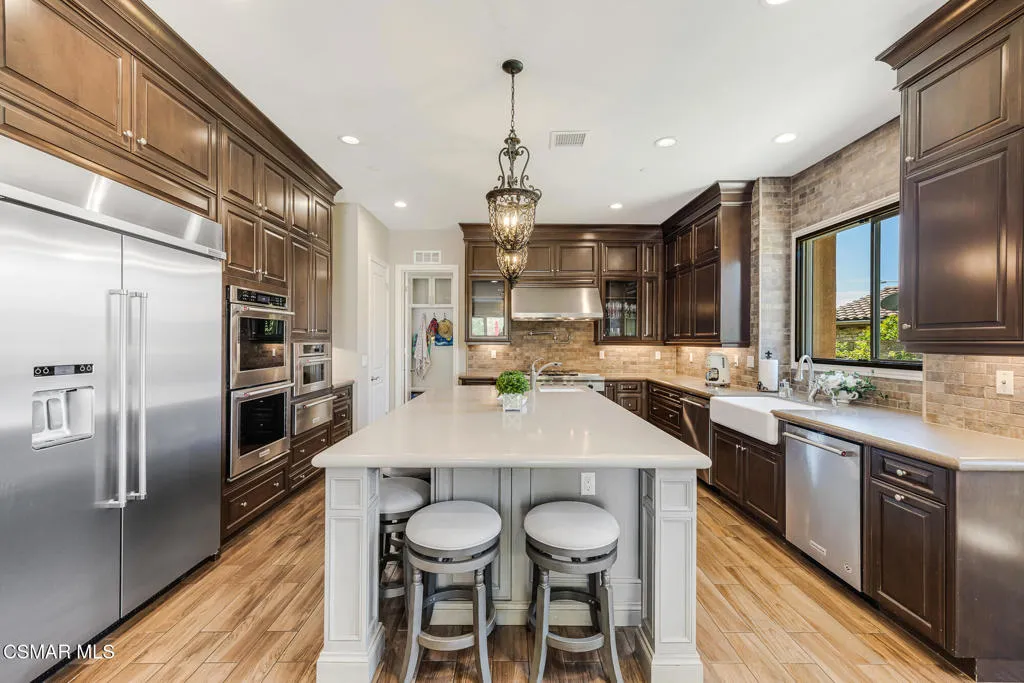7305AugustaDr-VinceDingmanMedia-12